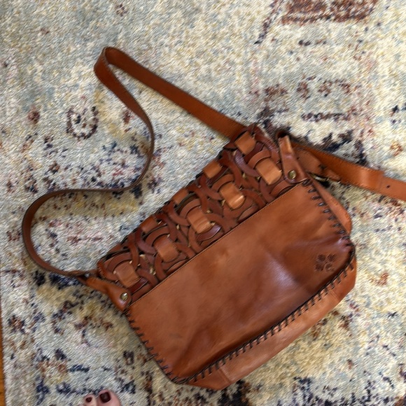 Patricia Nash POSITANO Saddle Bag - Picture 5 of 8